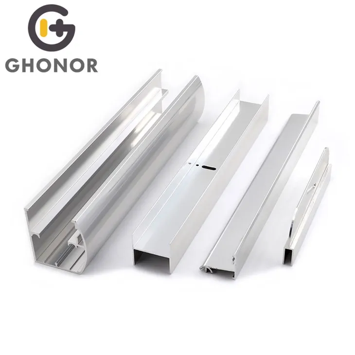 Aluminium profielen voor douchewanden